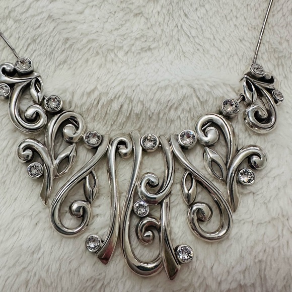 Brighton Jewelry - BRIGHTON “Concerto” Necklace In Original Brighton Tin - Retired